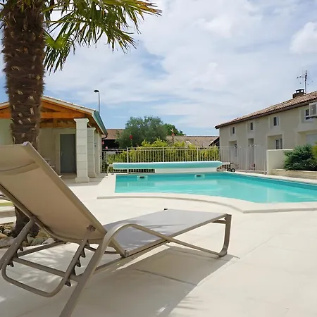 D'hotes La Champagne 3*