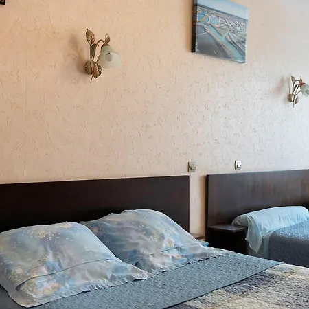 D'hotes La Champagne Bed and breakfast 3*