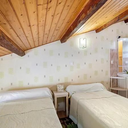 D'hotes La Champagne Bed and breakfast Sémussac