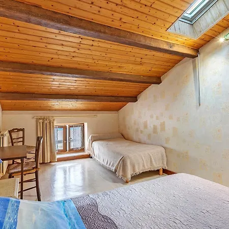 D'hotes La Champagne 3*