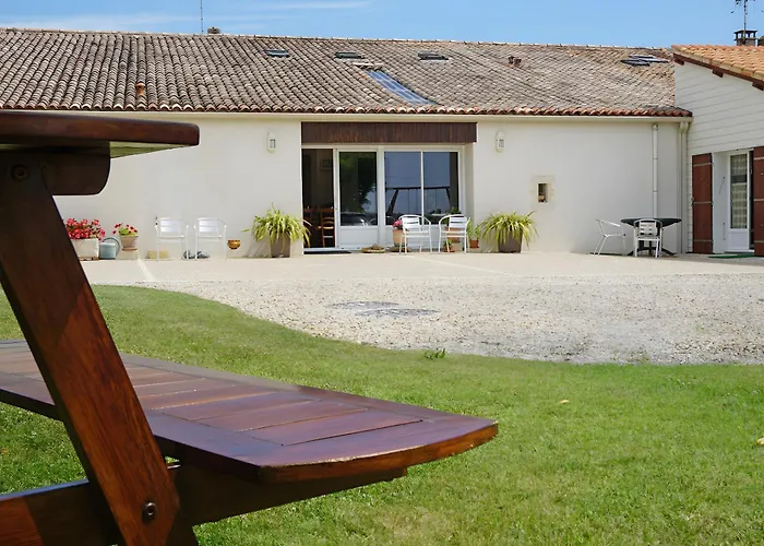 La Champagne Alojamento de Acomodação e Pequeno-almoço Sémussac